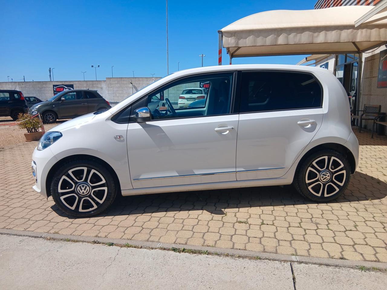 Volkswagen up! 1.0 BENZINA 75CV GARANTITA