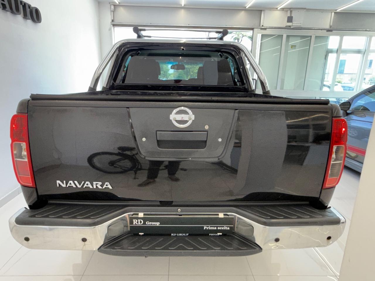 Nissan Navara 2.5 dCi DoubleCab premium automatico