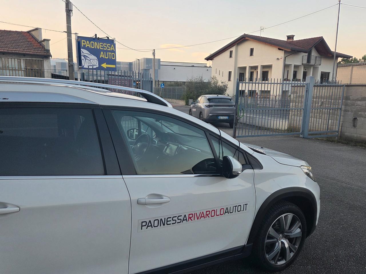 Peugeot 2008 BlueHDi 100 Allure