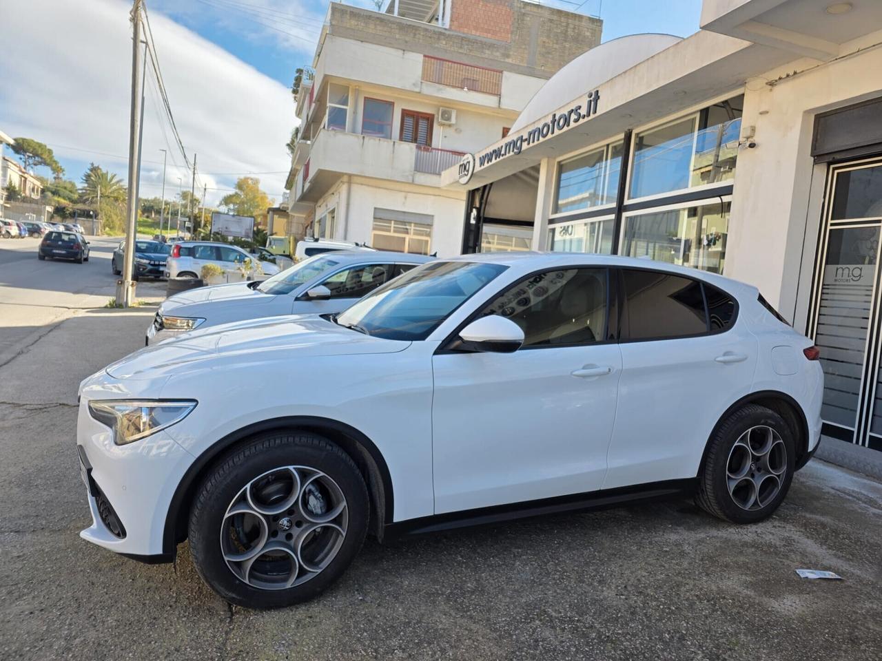 Alfa Romeo Stelvio 2.2D 190 CV AT8 Q4 GARANZIA 24 MESI