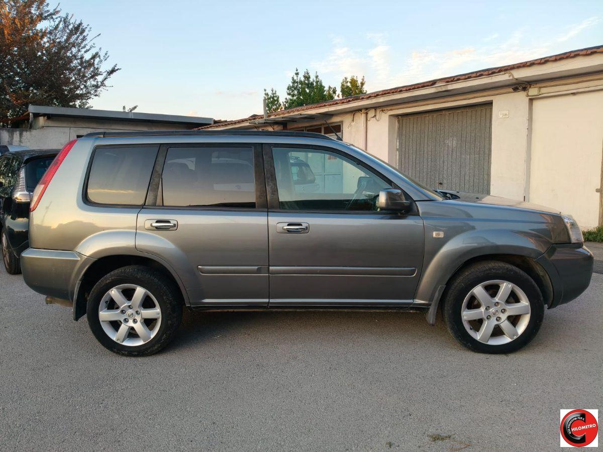 NISSAN - X-Trail - 2.2 dCi Elegance