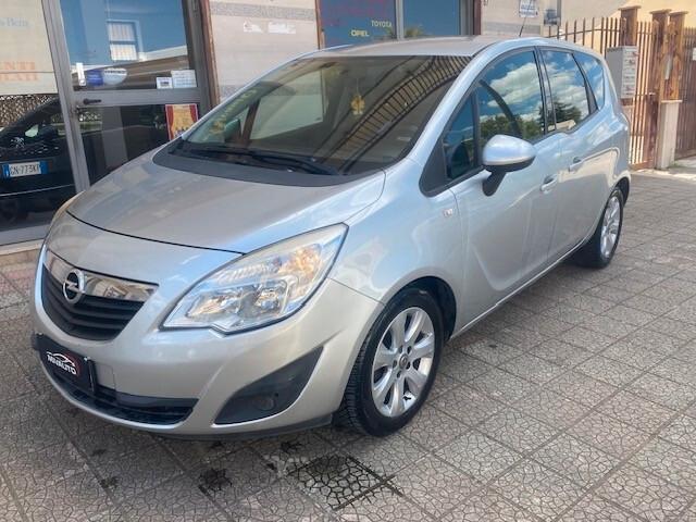 Opel Meriva 1.3 CDTI 95CV ecoFLEX Cosmo