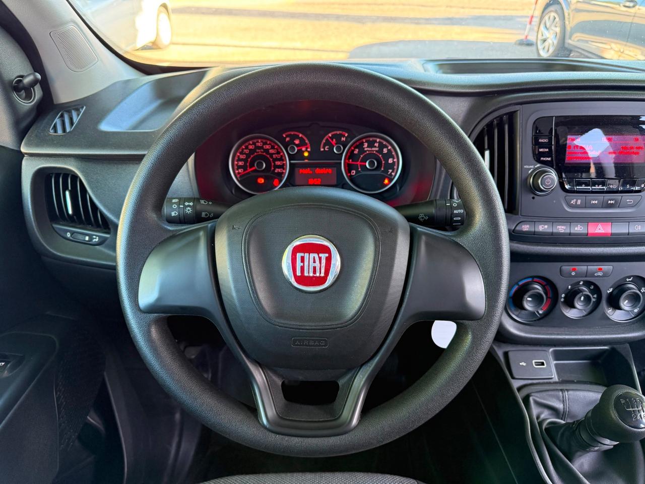 Fiat Doblò 1.6 MJT TRE POSTI DIST. FATTA