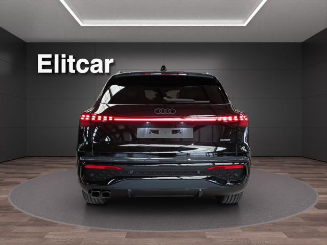 AUDI Q5 40 TDI 204 CV quattro S tronic Identity Black