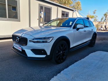 Volvo V60 Cross Country 2.0 d4 Business Plus awd geartronic my20
