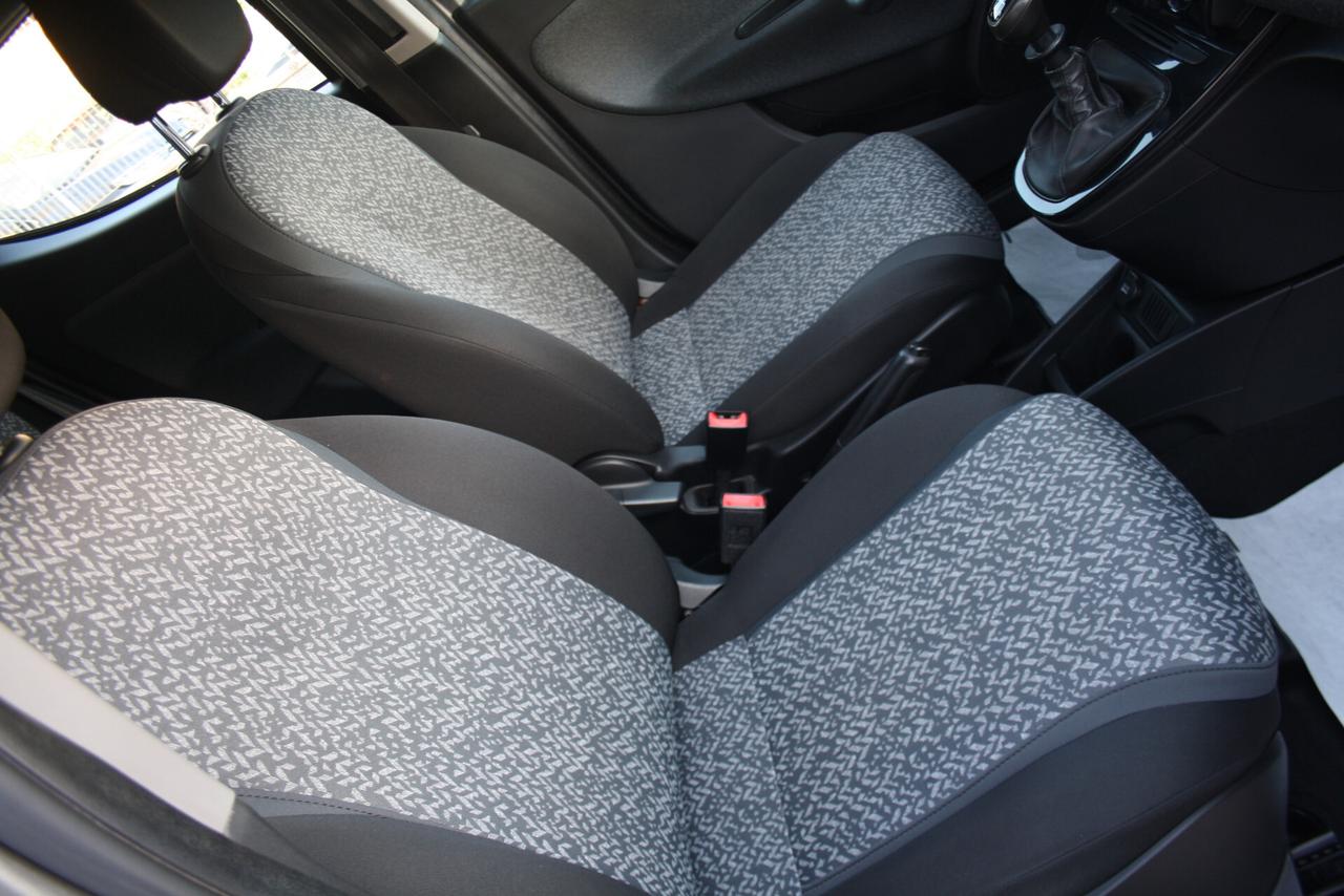 LANCIA YPSILON 1.0 HYBRID 70CV