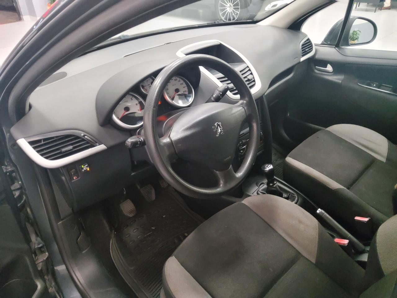 Peugeot 207 1.4 VTi 95CV SW ONE Line