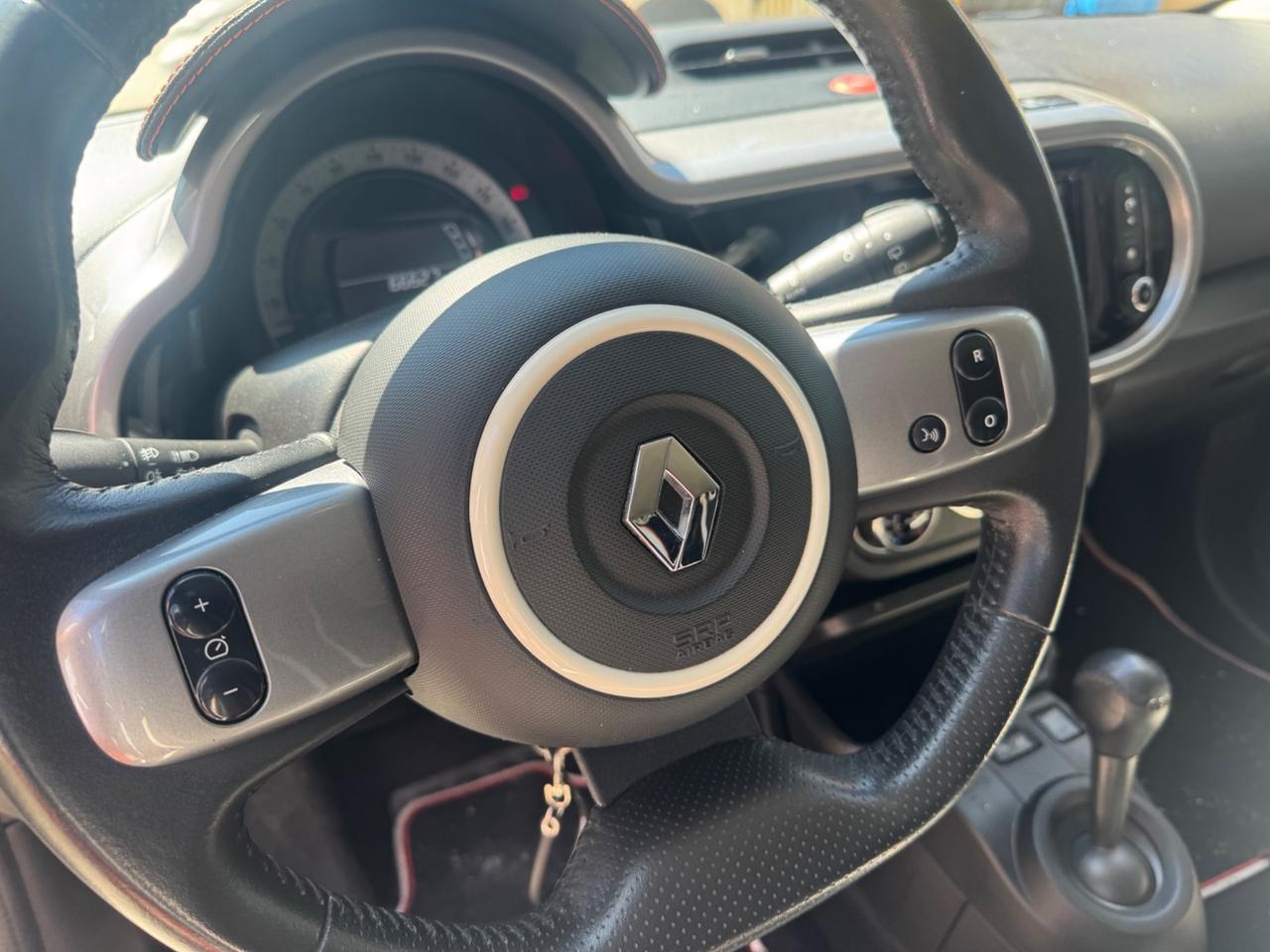 Renault Twingo TCe 110 CV EDC GT
