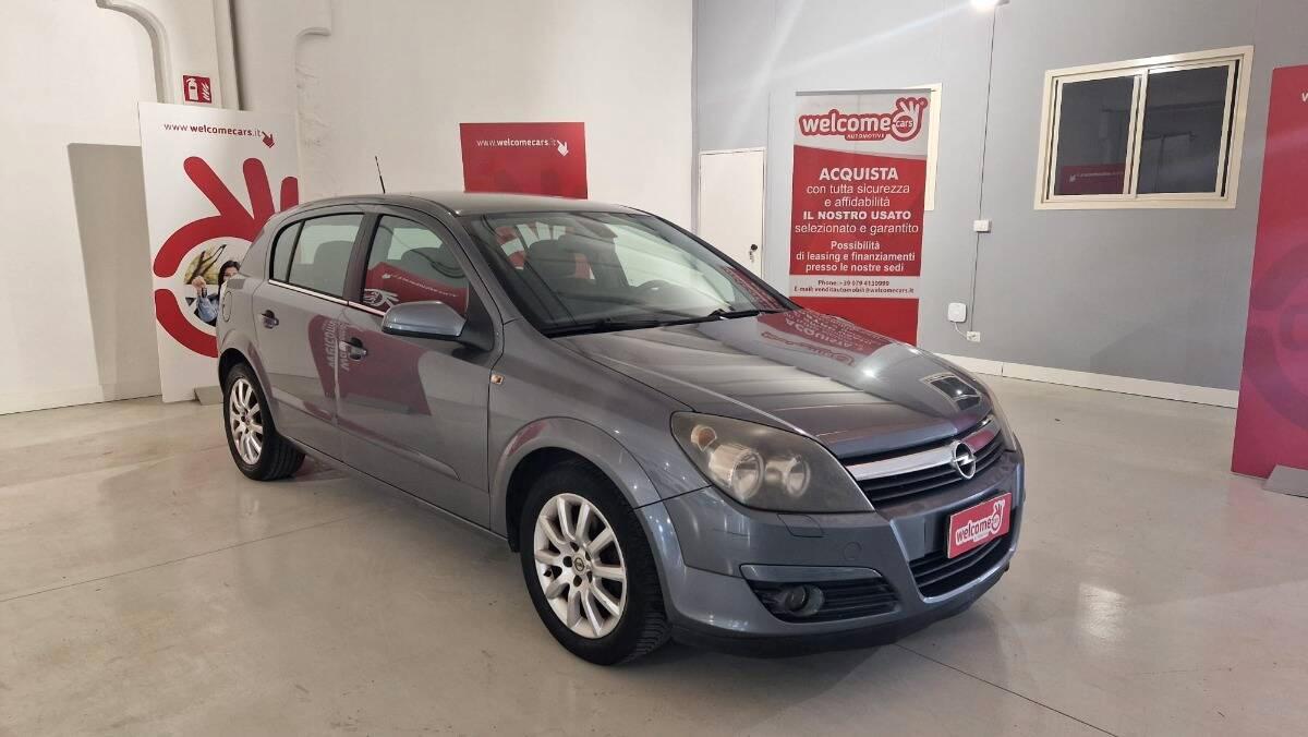 Opel Astra 1.7 cdti Cosmo 5p