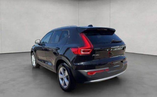 VOLVO XC40 B3 automatico Core N1