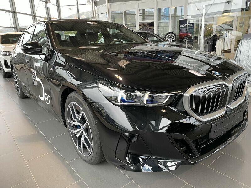 Bmw 520 520d Msport nuovo mod 197 cv