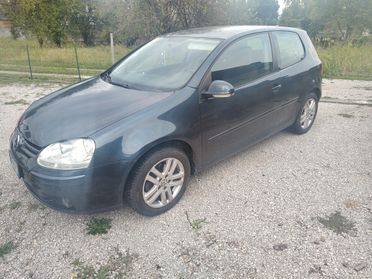 Volkswagen Golf 1.6 16V FSI 3p. Comfortline
