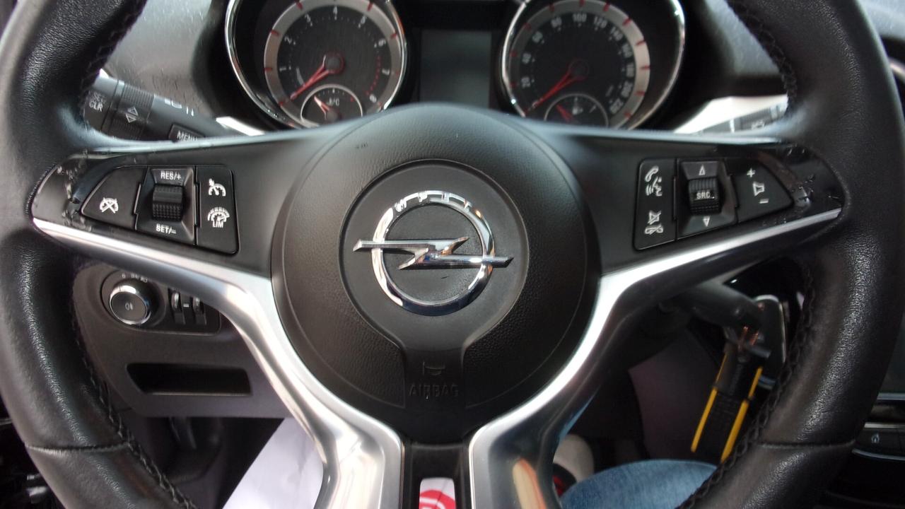 Opel Adam 1.4 87 CV GPL Tech Slam