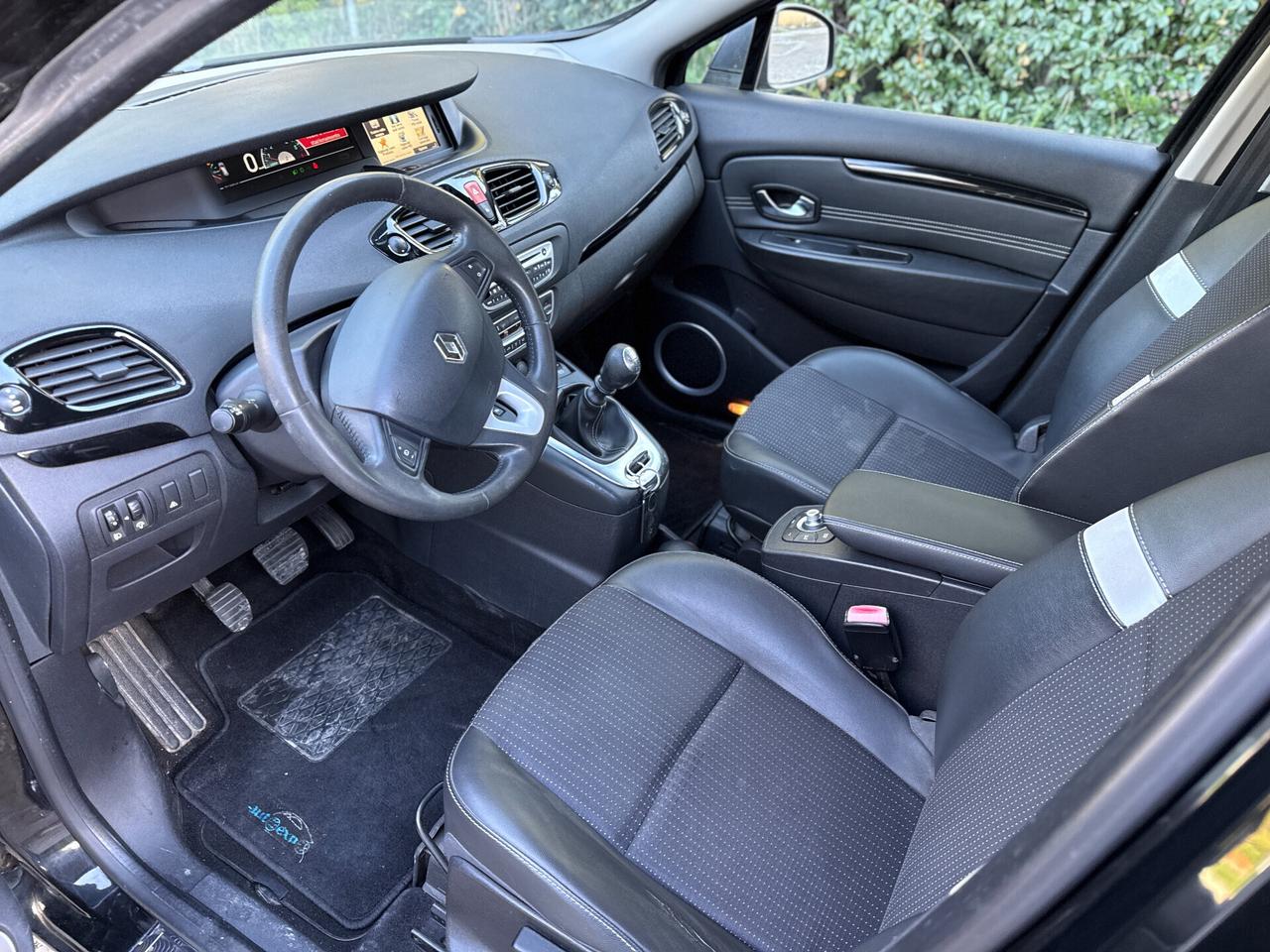 Renault Scenic Scénic X-Mod 1.5 dCi 110CV Luxe