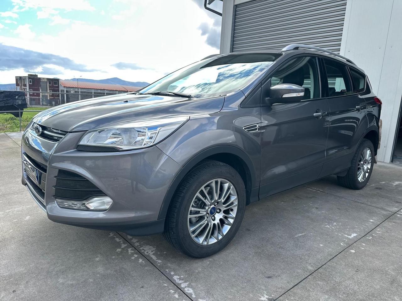 Ford Kuga 2.0 TDCI 140 CV 4WD Titanium
