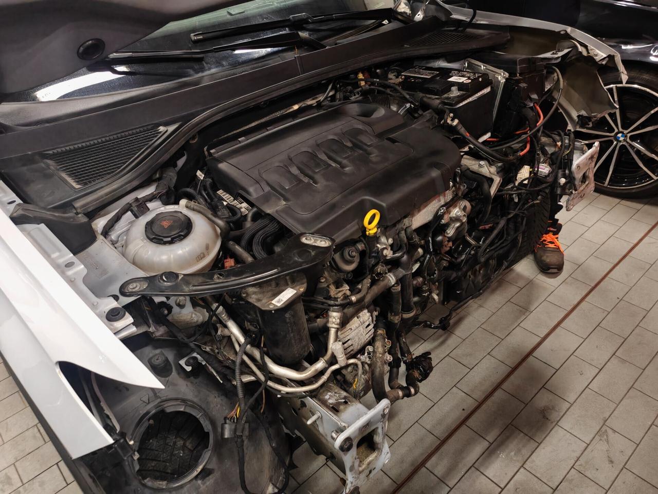 Volkswagen T-Roc 2.0 TDI 4MOTION incidentata