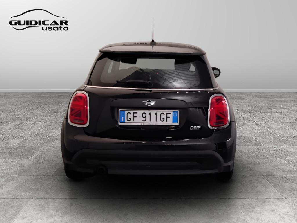 MINI Mini IV F56 2021 3p - Mini 3p 1.5 One Classic 75cv
