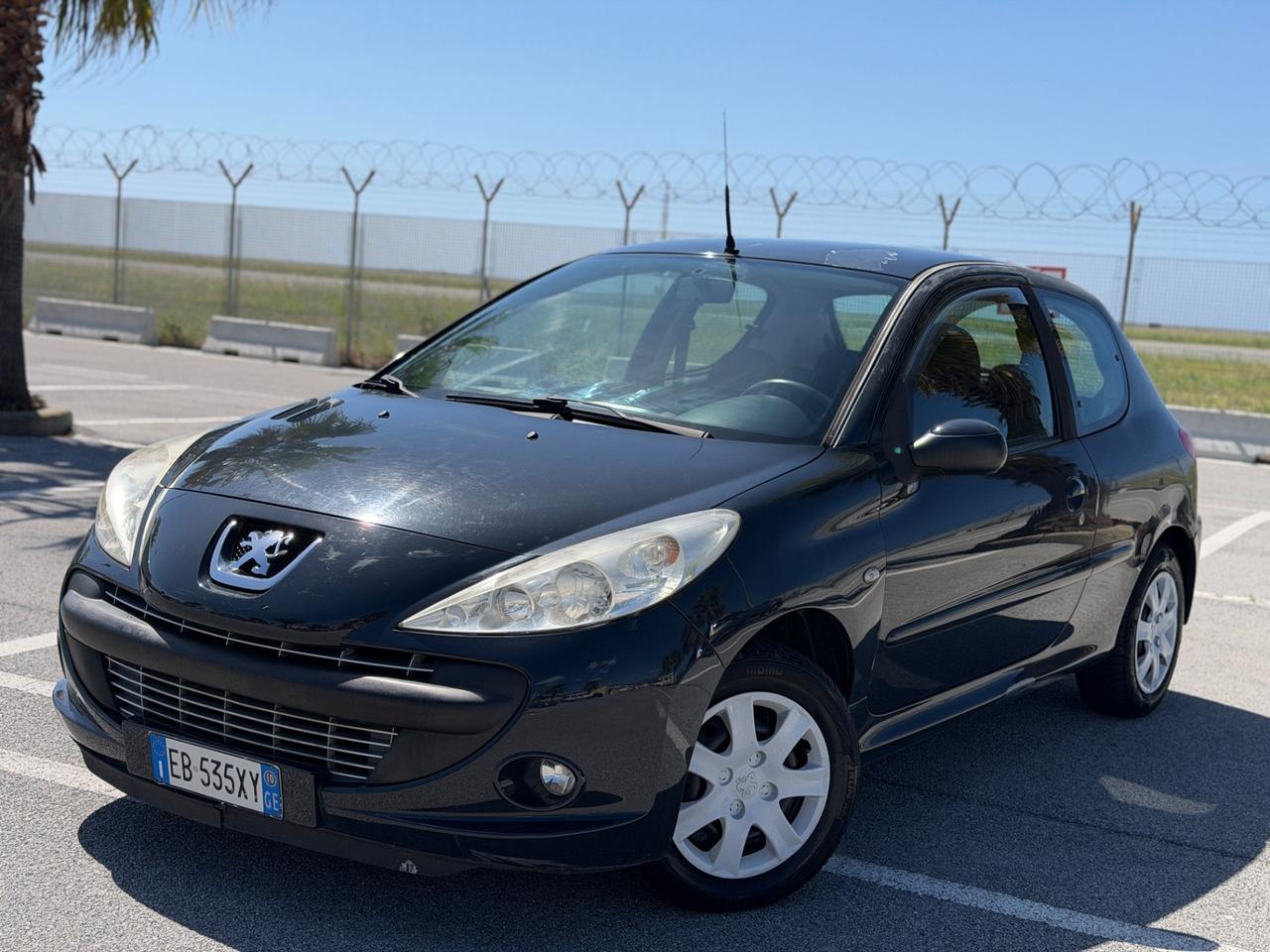 Peugeot 206 Plus 1.1 benzina 2010 GPL NEOPATENTATI