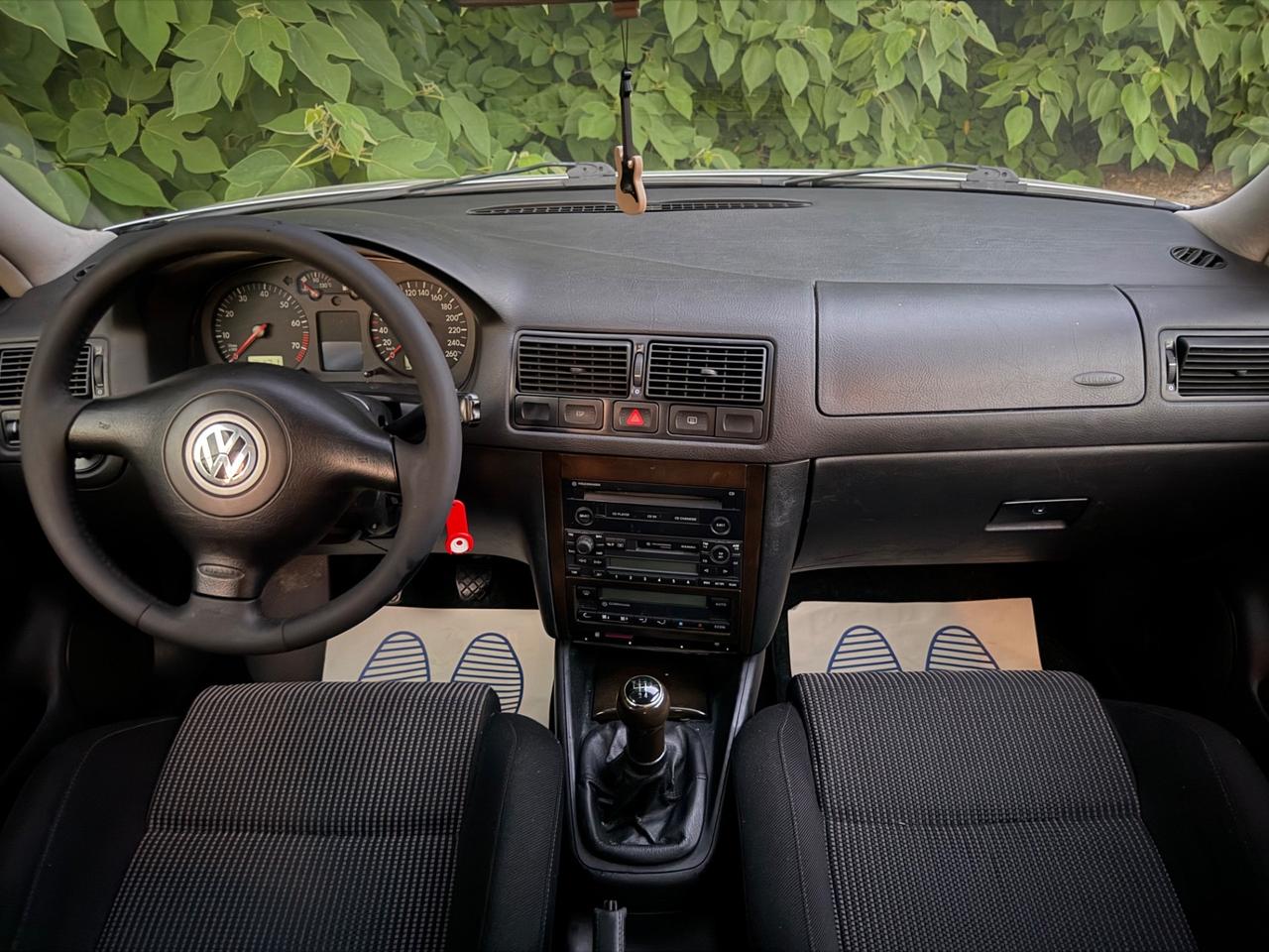 Volkswagen Golf 1.8 turbo 20V cat 5p. GTI