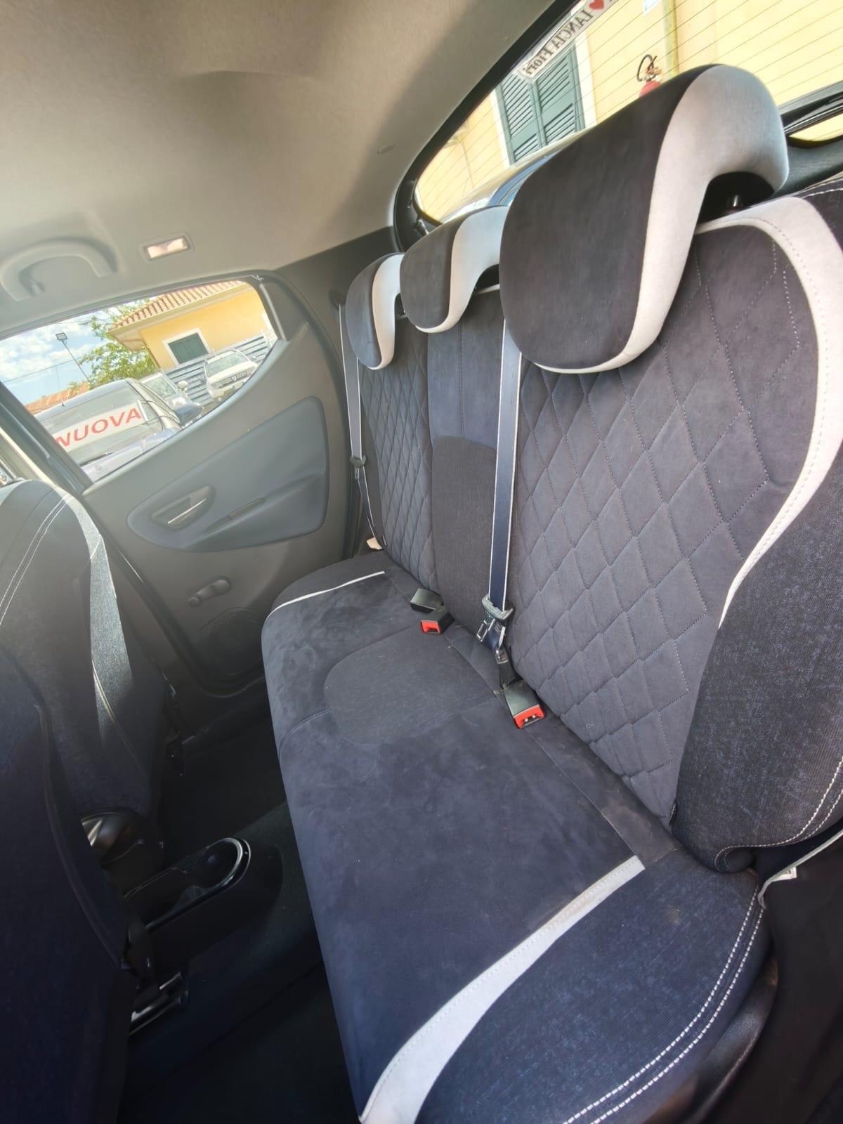 Lancia Ypsilon 1.3 MJT 16V 95 CV 5 porte S&S Platinum garantita 12 mesi