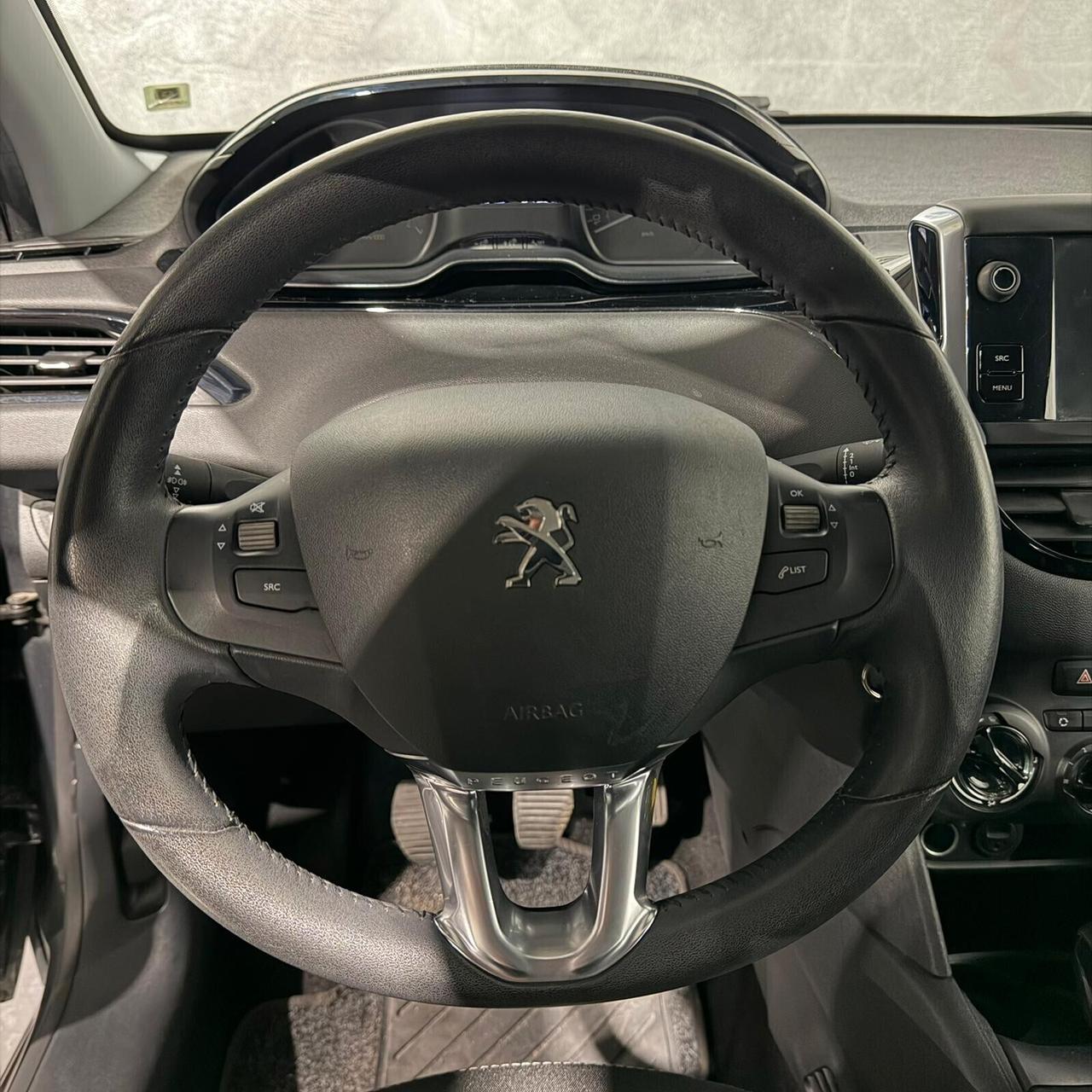 Peugeot 208 1.2 BENZINA NEOPATENTATI EURO 6