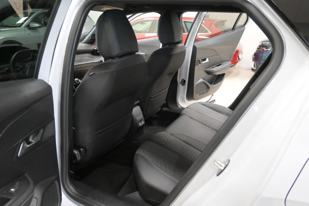 PEUGEOT 2008 1.2 100CV ALLURE *2025