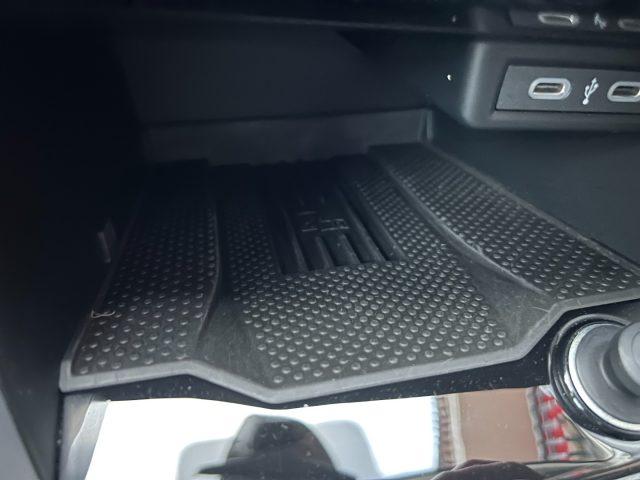 VOLKSWAGEN T-Roc 1.0 TSI Life GOAL