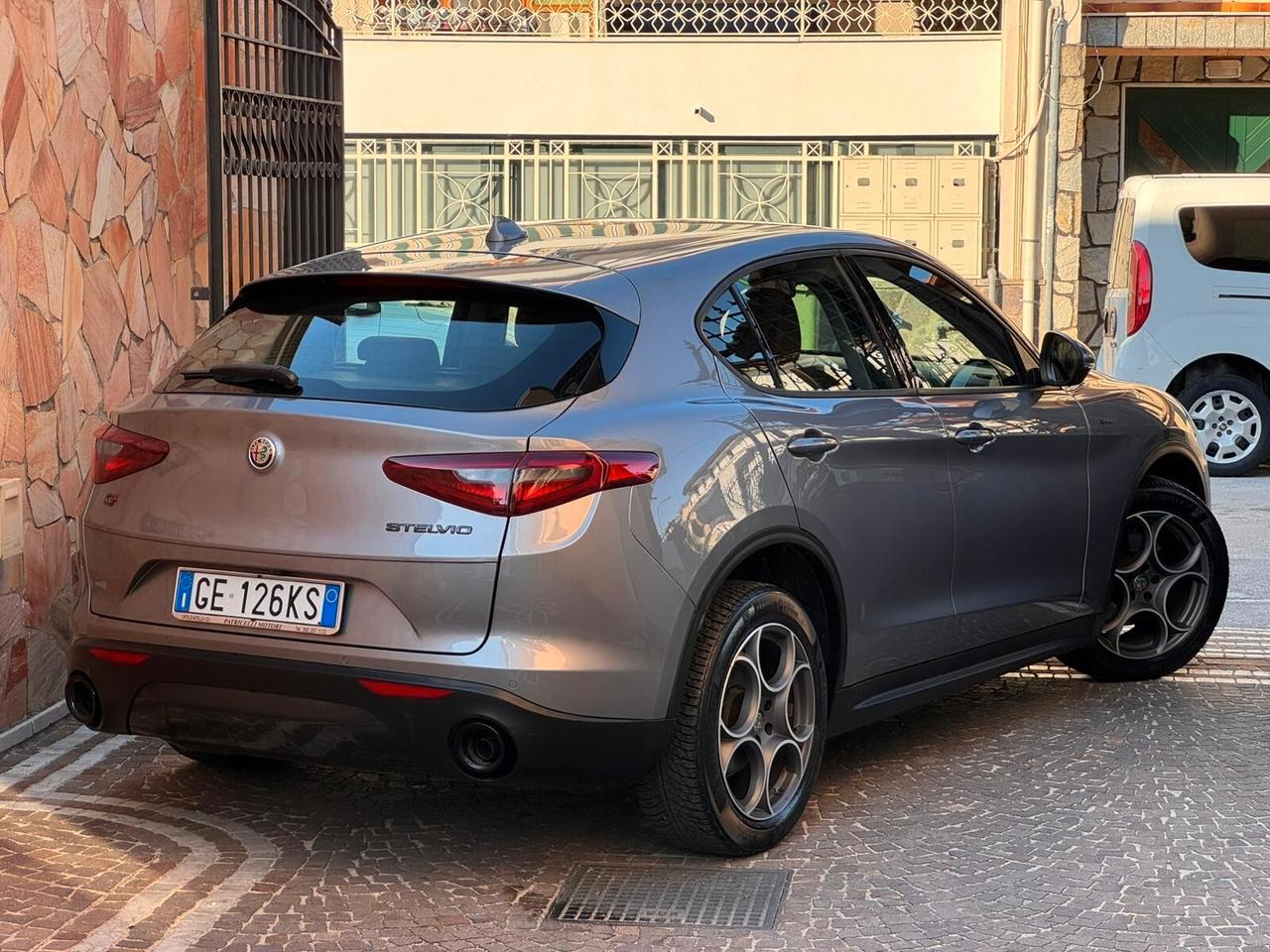 Alfa Romeo Stelvio 2.2 Turbodiesel 190 CV AT8 Q4 Sprint