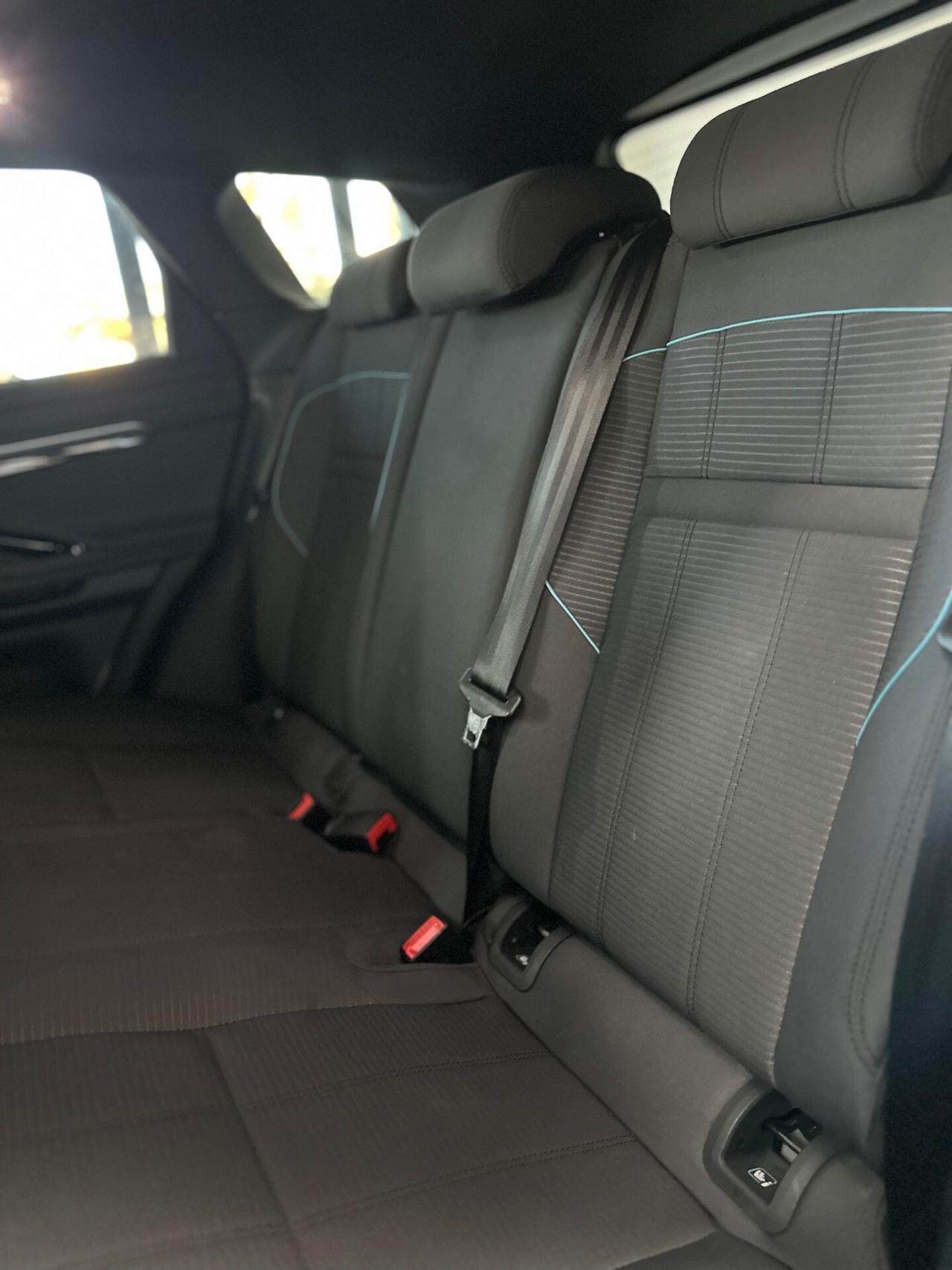 Land Rover Range Evoque 2.0D I4 163 CV AWD Auto R-Dynamic HSE