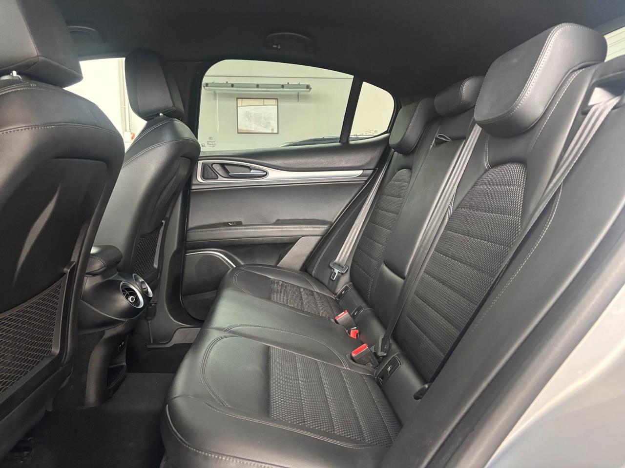 Alfa Romeo Stelvio 2.2 Turbodiesel 190 CV AT8 Q4 Sprint