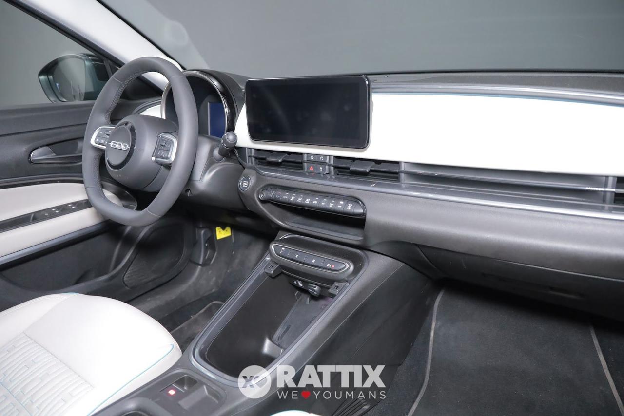 Fiat 600 1.2 Hybrid 145CV La Prima auto