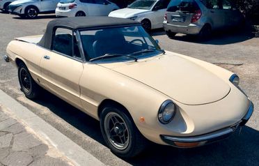 Alfa Romeo Spider 2000
