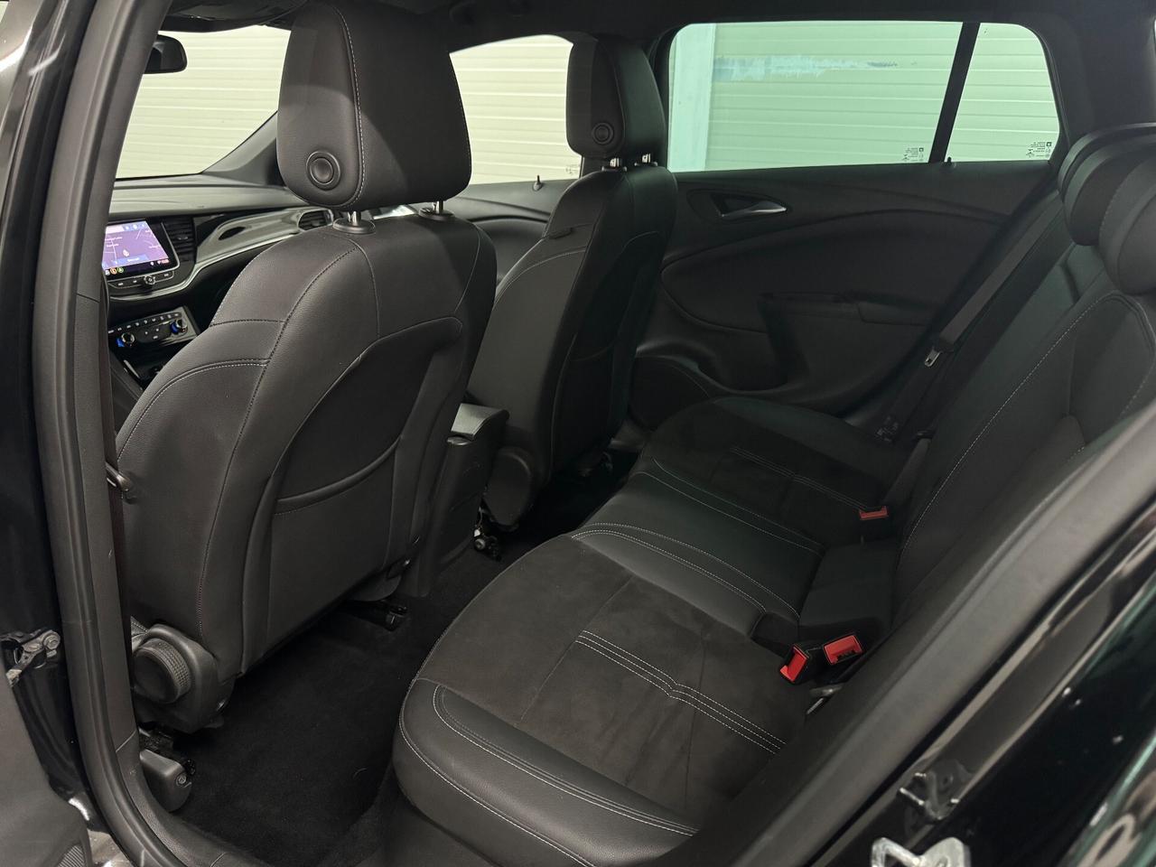 Opel Astra SPORT TOURER