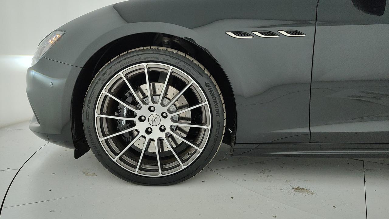 MASERATI Ghibli 3.0 V6 Modena 430cv awd auto
