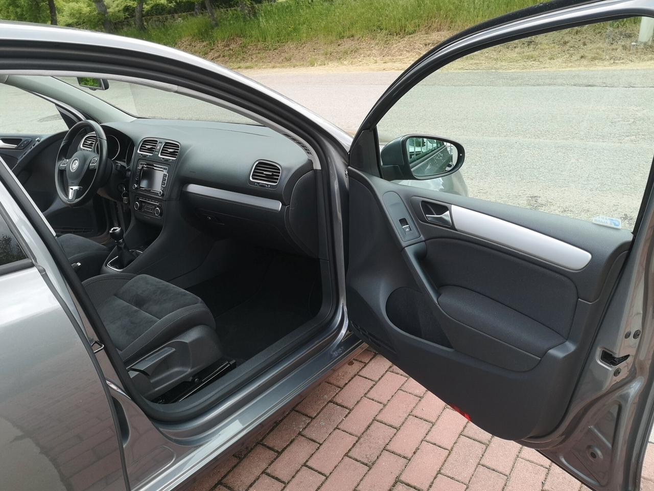 Volkswagen Golf 1.6 TDI DPF 5p. Highline