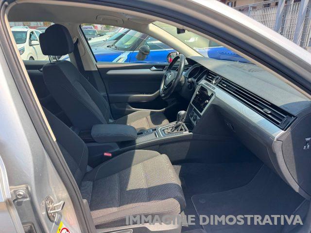 VOLKSWAGEN Passat Variant 2.0 TDI 150 Cv DSG Executive BlueMotion Tech.