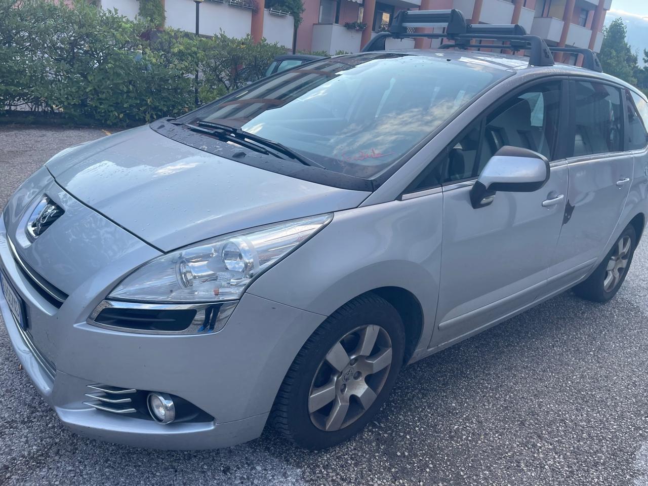 Peugeot 5008 1.6 HDi 112CV Business 7 POSTI