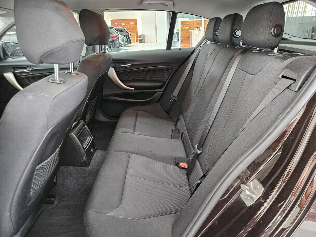 BMW 114 d Business 5p - IVA ESPOSTA