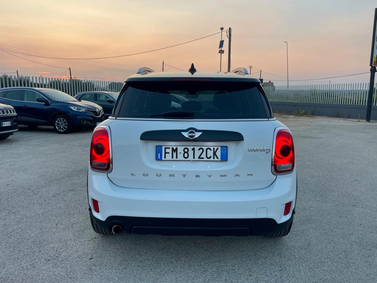 MINI COUNTRYMAN 2.0 D 150CV AUT HYPE FULL LED