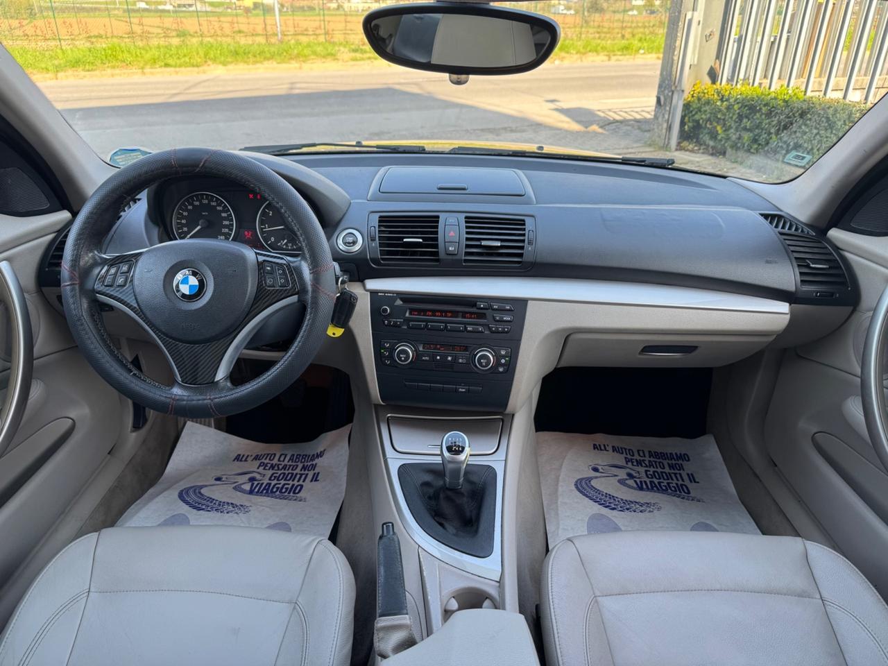 Bmw 116 116i 5p. Futura