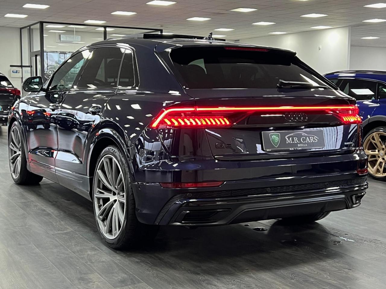 Audi Q8 55 3.0 tfsi mhev Sport quattro tiptronic