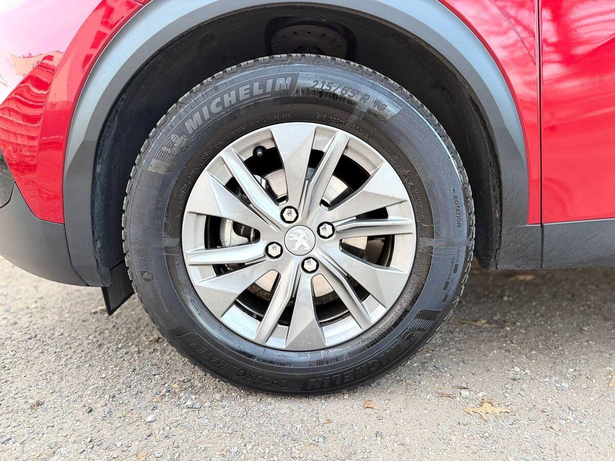 Peugeot 2008 1.2 Active s&s 130cv CINGHIA SOSTITUITA !