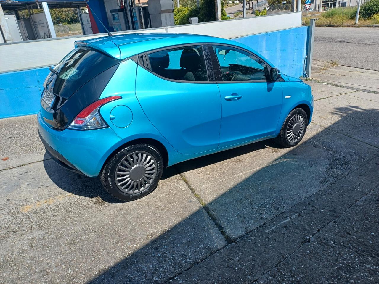 Lancia Ypsilon 1.2 69 CV 5 porte S&S Gold 2014