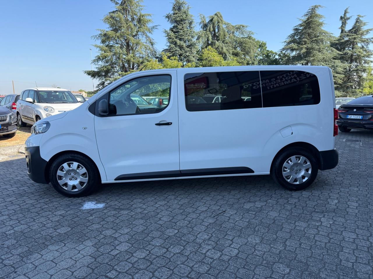Peugeot Traveller BlueHDi 120 S&S Long|9 POSTI