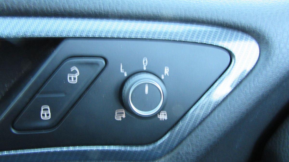 VOLKSWAGEN - Golf - 1.6 TDI 115CV DSG 3p. Sport BMT R-LINE PIU' PELLE