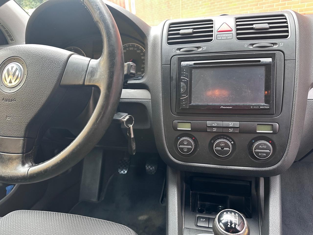 Volkswagen Golf 2.0 16V TDI 3p. Sportline