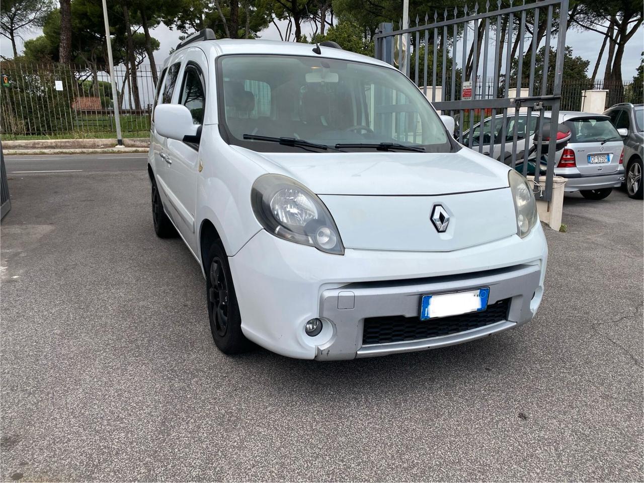 Renault Kangoo 1.5 dci Vetrato 5 Posti