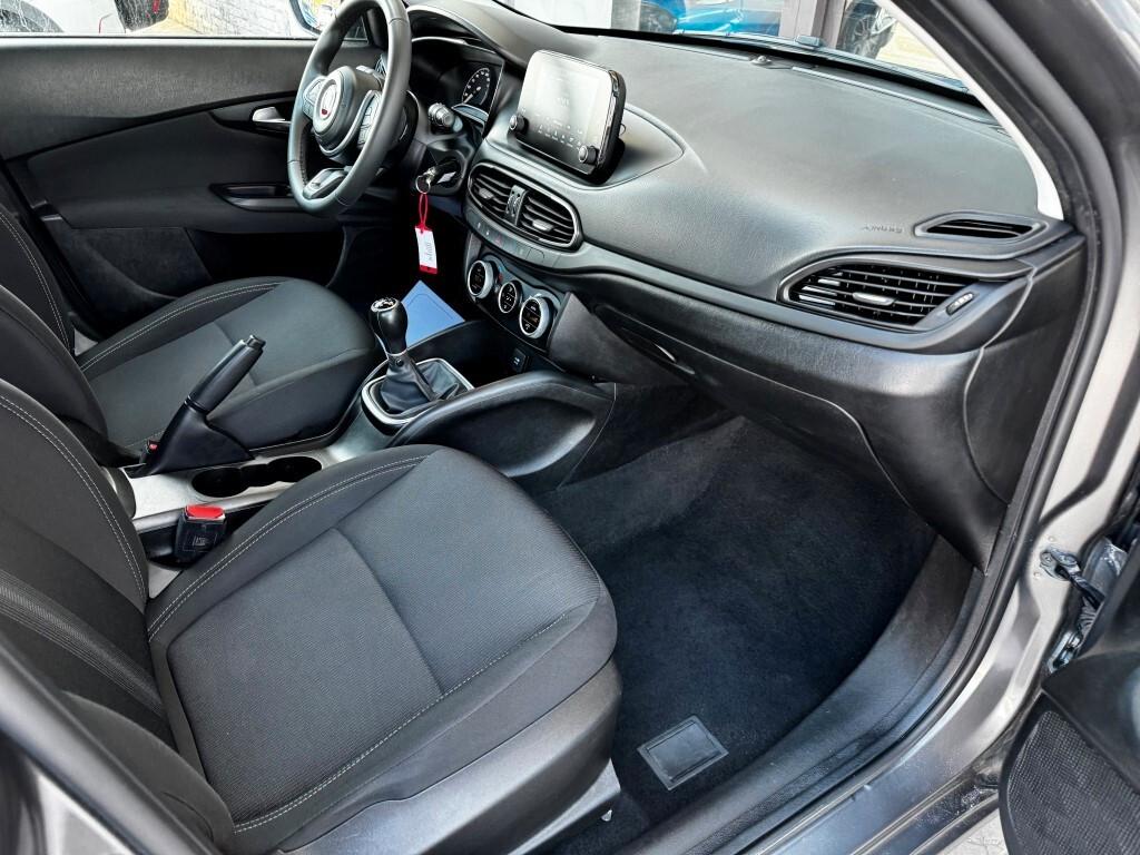 Fiat Tipo 1.0 5 porte