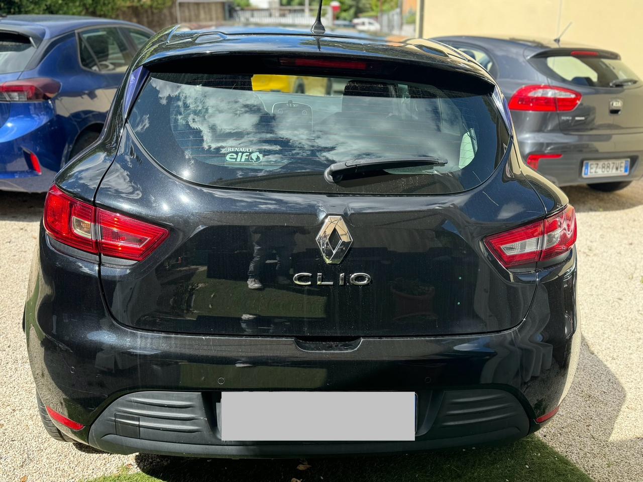 Renault Clio 1.2 75CV 5 porte NEOPATENTATI