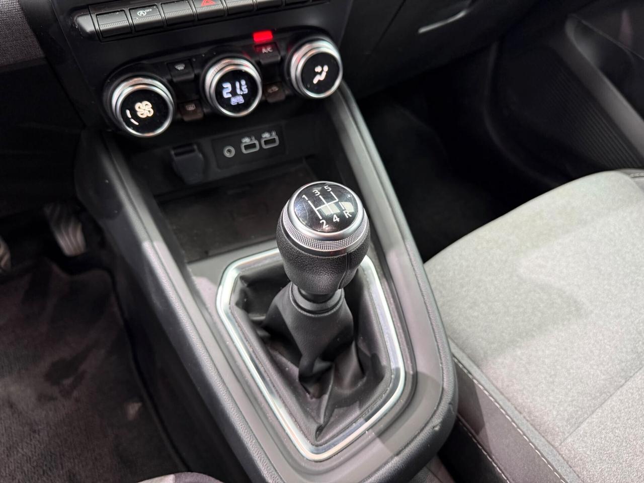 Mitsubishi Colt 1.0L 65 CV Intense (611)